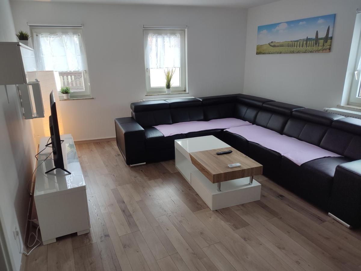 Ferienwohnung Suedpfalz Weingarten  ภายนอก รูปภาพ