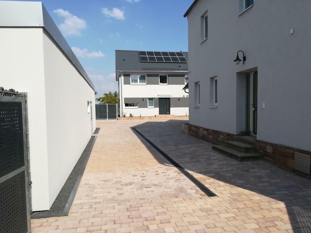 Ferienwohnung Suedpfalz Weingarten  ภายนอก รูปภาพ